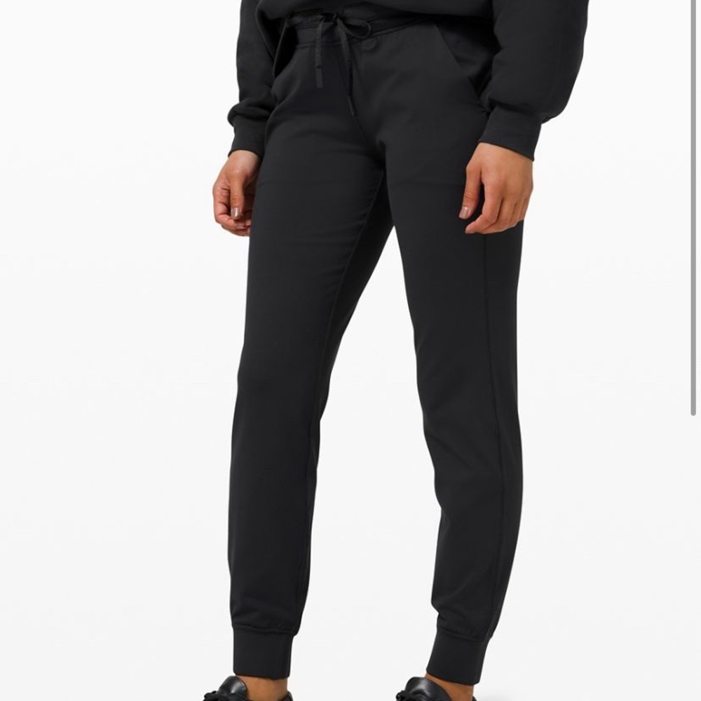 Lululemon sweatpants joggers